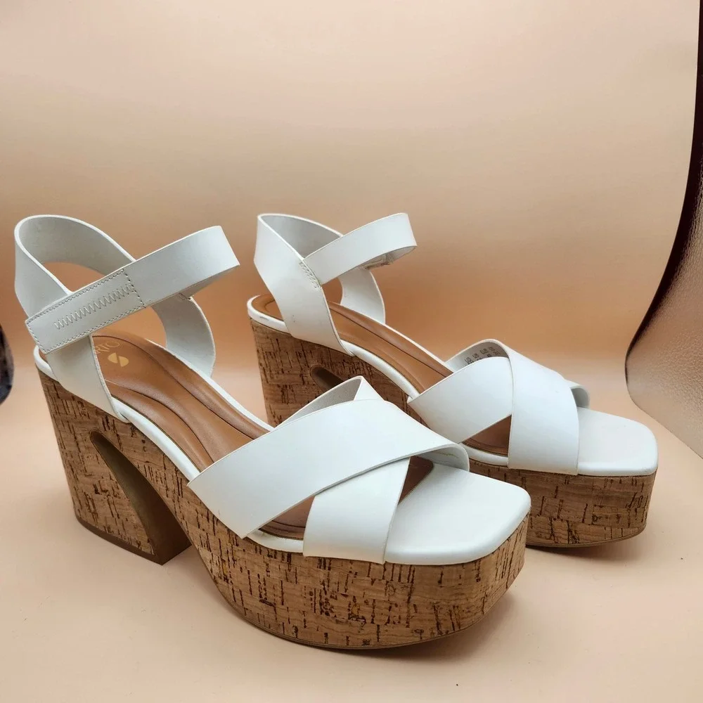 Sarto by Franco Sarto Donati White‎ Leather Cork Platform Block Heel Sandals 9M